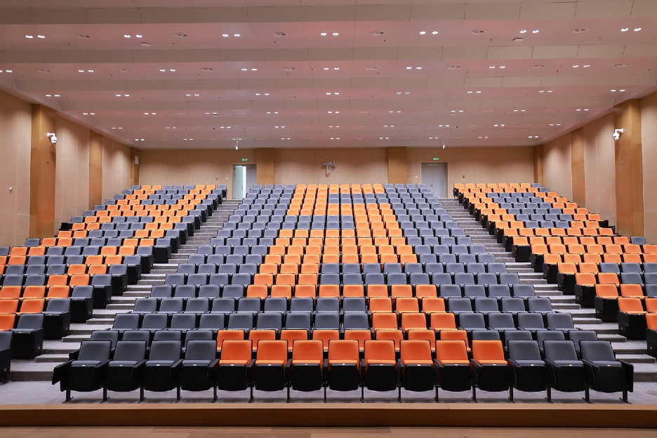 Auditorium seating LS 13601 IMG 10