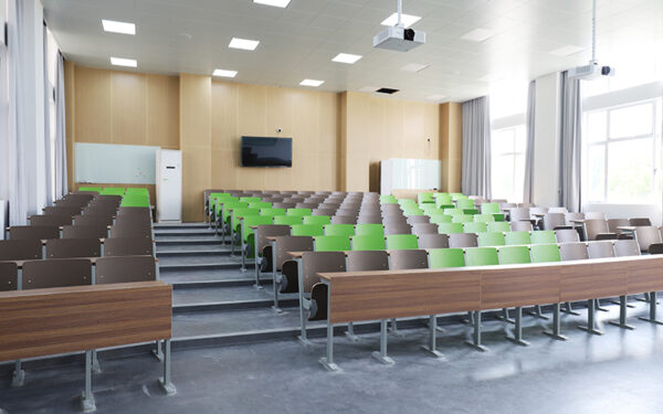 lecture hall seating 600x375